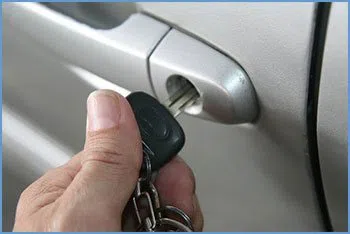 State Locksmith Services New York, NY 212-918-5433 - 21-unlock-car